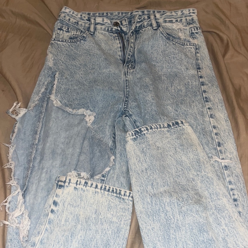 Distressed jeans medium